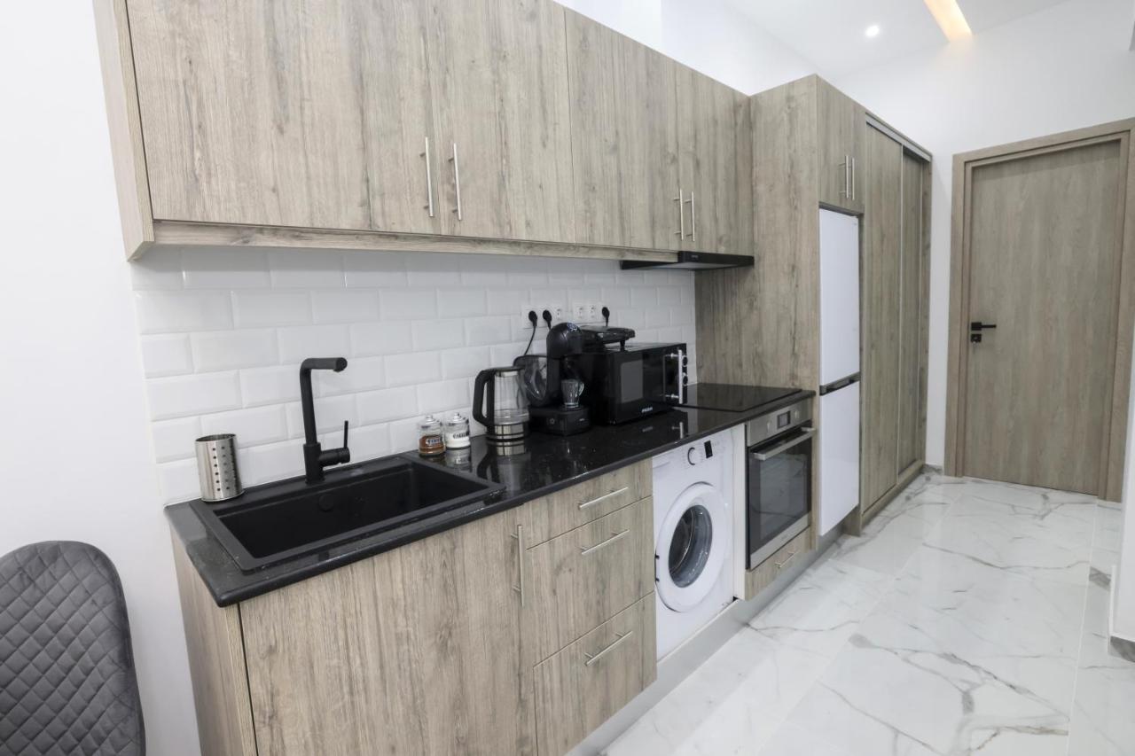 Apollo 2 Bd Jacuzzi Suite Atenas Exterior foto
