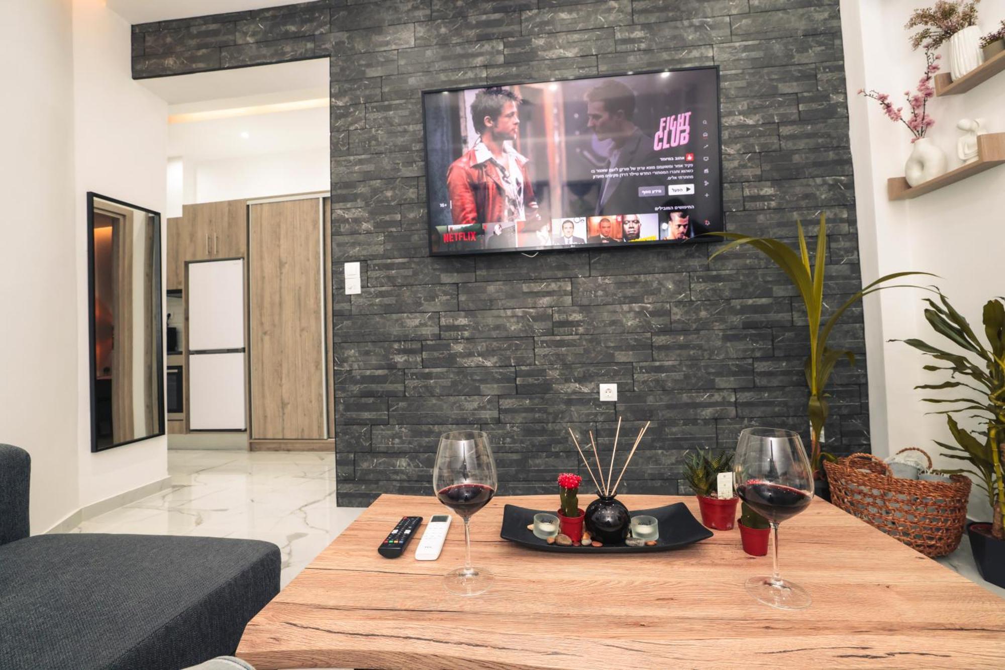 Apollo 2 Bd Jacuzzi Suite Atenas Exterior foto